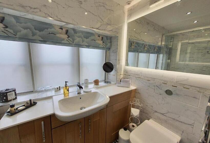 Habitació Estàndard Vista Jardí, Guiting Guest House