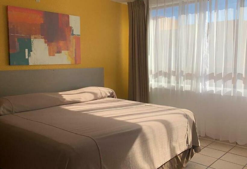 דירת שני חדרים, Sunrock Hotel and Suites
