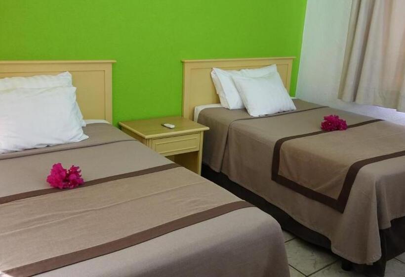 Апартаменты 2 Спальни, Sunrock Hotel and Suites