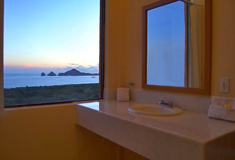 Апартаменты 2 Спальни, Sunrock Hotel and Suites