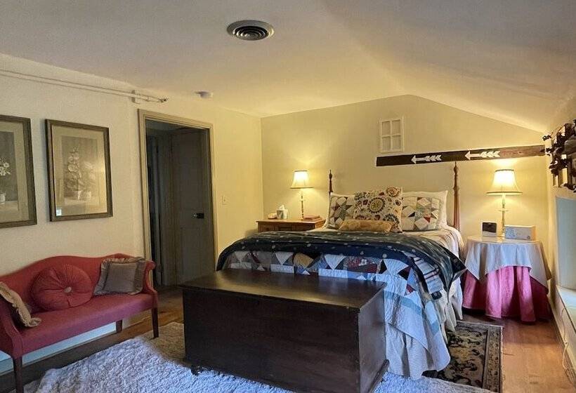 جناح عائلي, Wayside Inn Bed And Breakfast