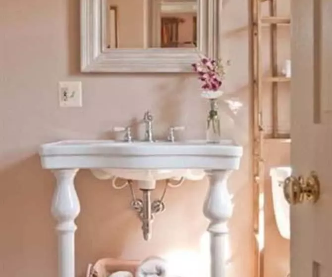 デラックススイート, Wayside Inn Bed And Breakfast