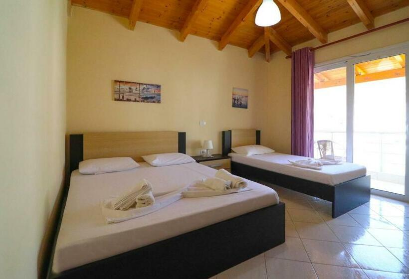 اتاق استاندارد سه نفره, Potami Beach Mondi Goro