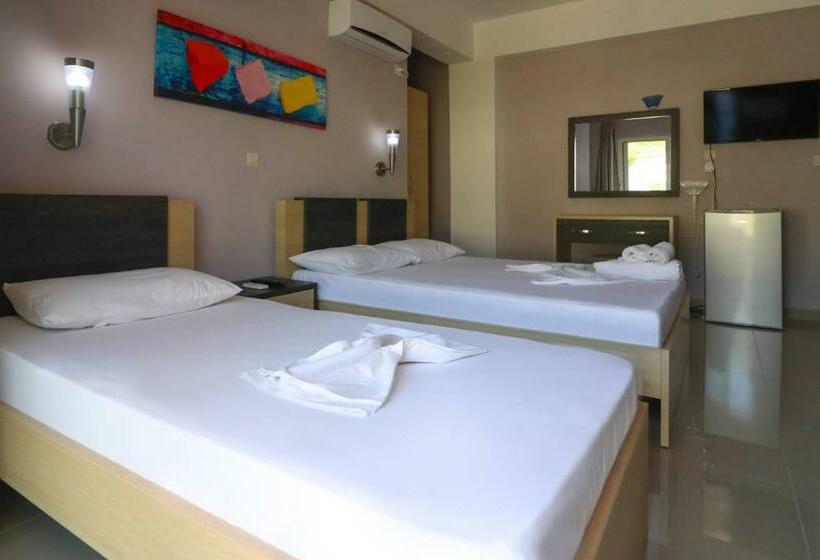 اتاق کلاسیک چهارنفره, Potami Beach Mondi Goro