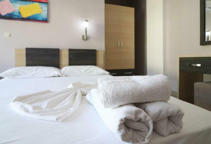 اتاق کلاسیک چهارنفره, Potami Beach Mondi Goro