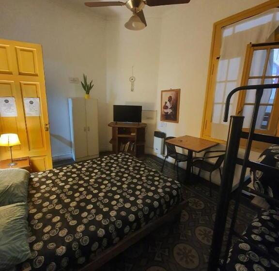 اتاق استاندارد, Hostel Morada Roots