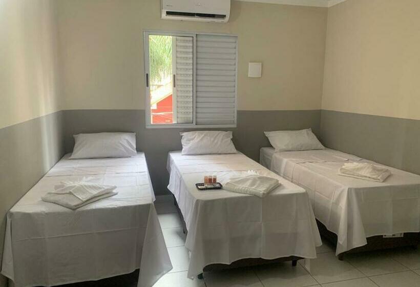 标准三人间, Barão Ribeirão