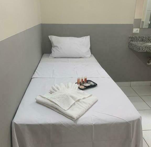 标准间, Barão Ribeirão