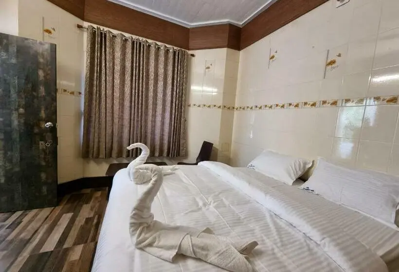 デラックスルーム, Hk Grand Inn