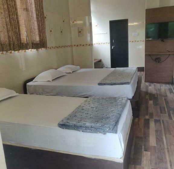 Standard Trippelrum, Hk Grand Inn