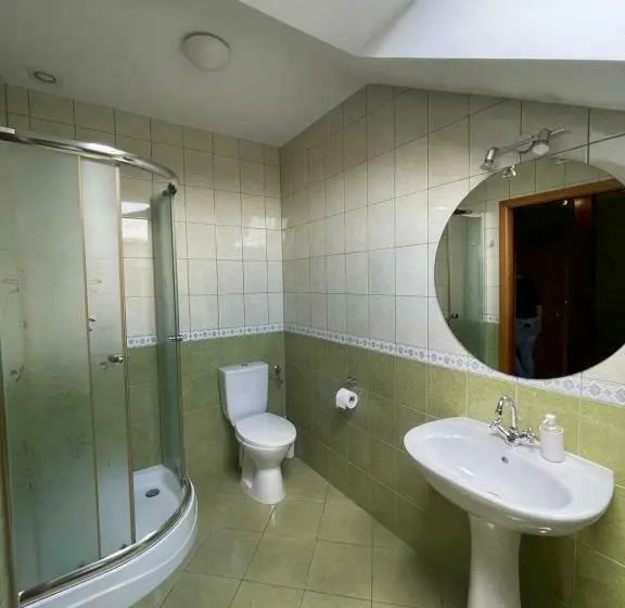 Comfort Kolmen Hengen Huone, Restauracja Rozmarzyn