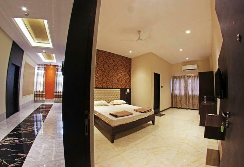 Номер Deluxe, Shubham Inn