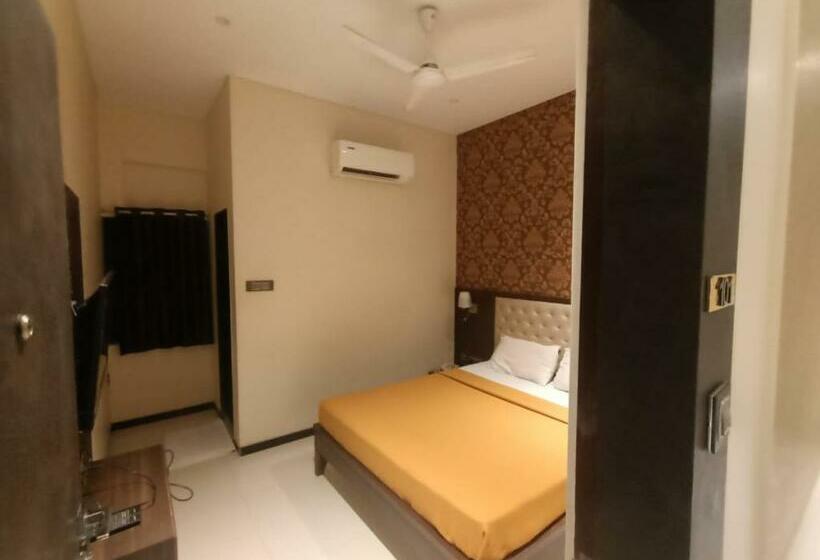 غرفة قياسية, Shubham Inn