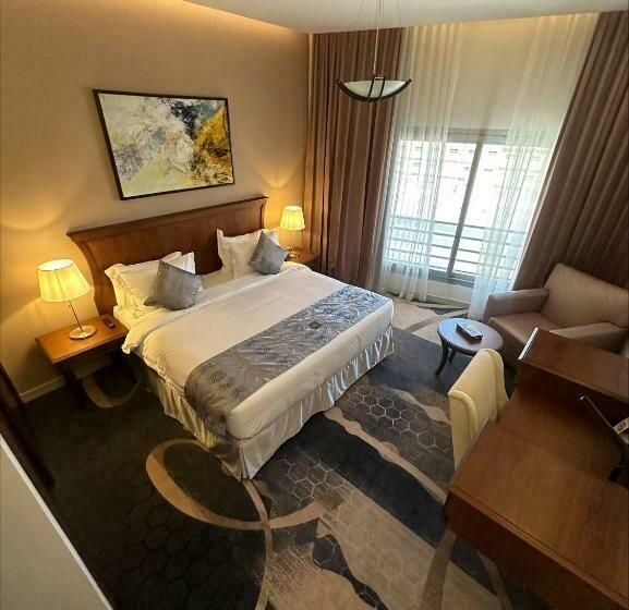 小型套房, Aldoliaa