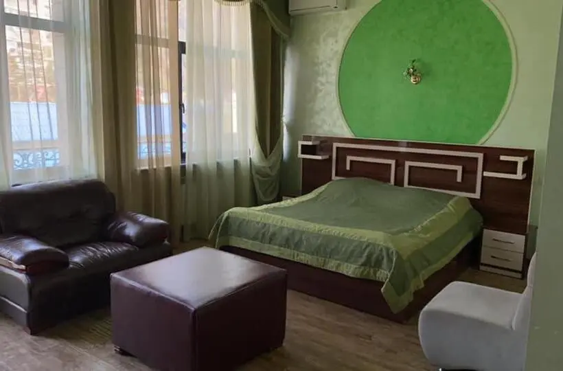 バルコニー付きスタンダードルーム, Prince Hotel Kapan