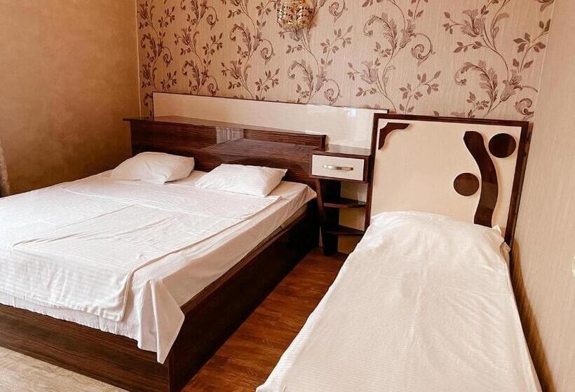 家庭套房, Prince Hotel Kapan