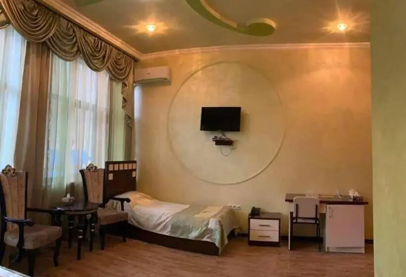 デラックストリプルルーム, Prince Hotel Kapan