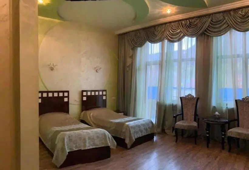 デラックストリプルルーム, Prince Hotel Kapan