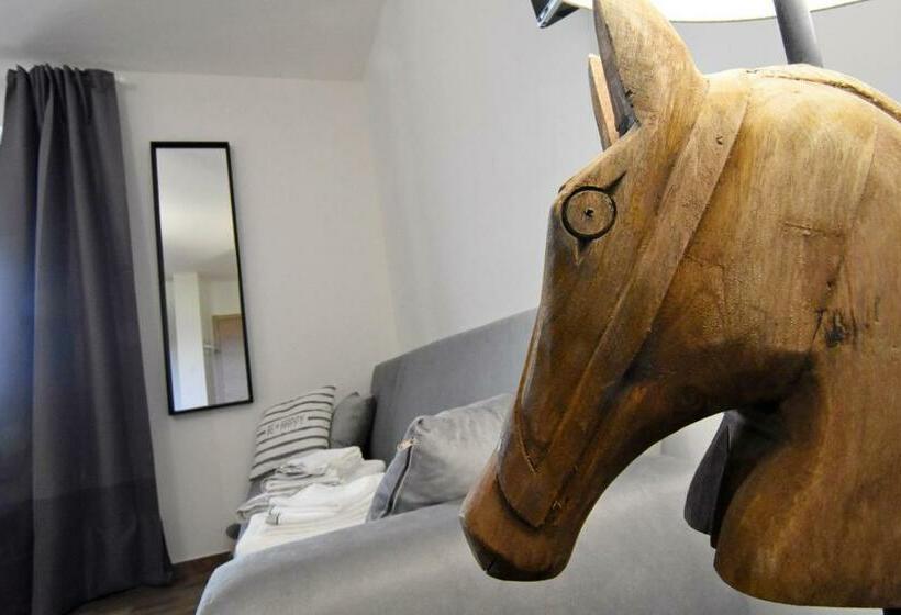 스탠다드 발코니 룸, Favetto Family Ranch