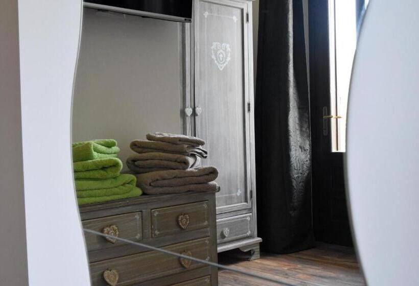 스탠다드 발코니 룸, Favetto Family Ranch