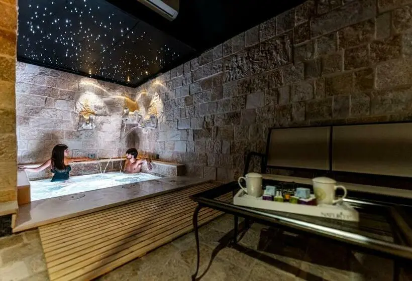 キングサイズベッドのスタンダードルーム, Fountain   Suite Santeramo