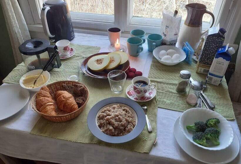 Номер Стандарт Совместная Ванная, Peaceful Pernaja