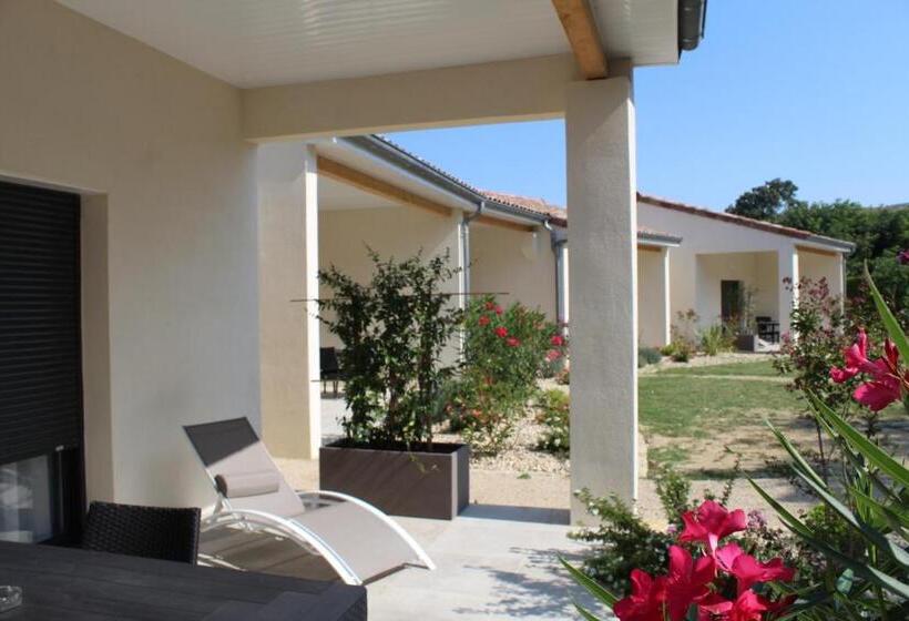 Студио Стандарт с Террасой, Le Logis De Bérianne