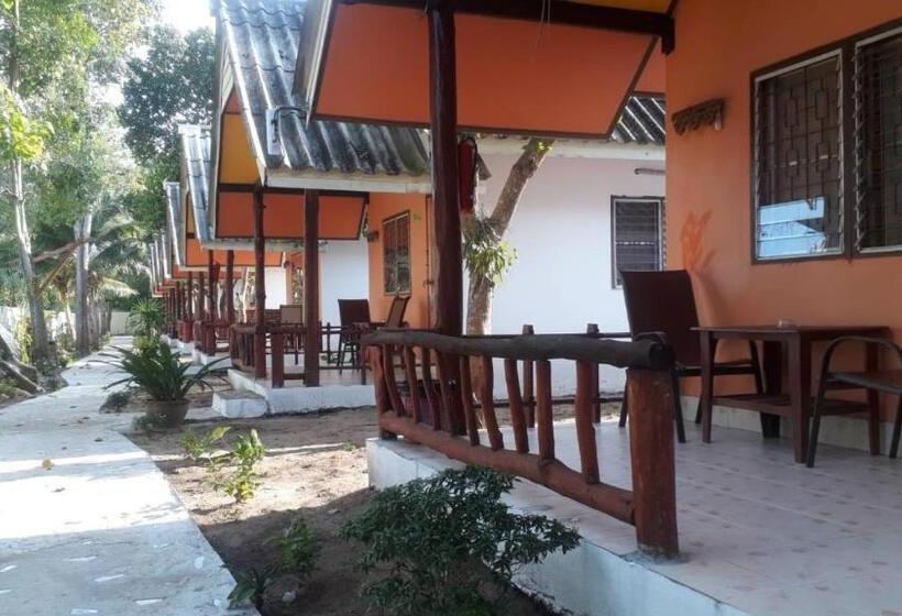 بنجلو ديلوكس, Long Beach Garden Resort