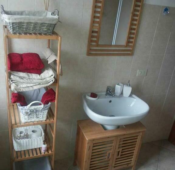 חדר דלוקס, Gaietta