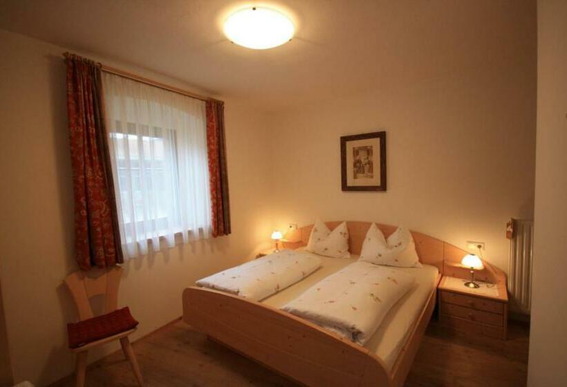 اتاق استاندارد, Haus Schmiedhofer