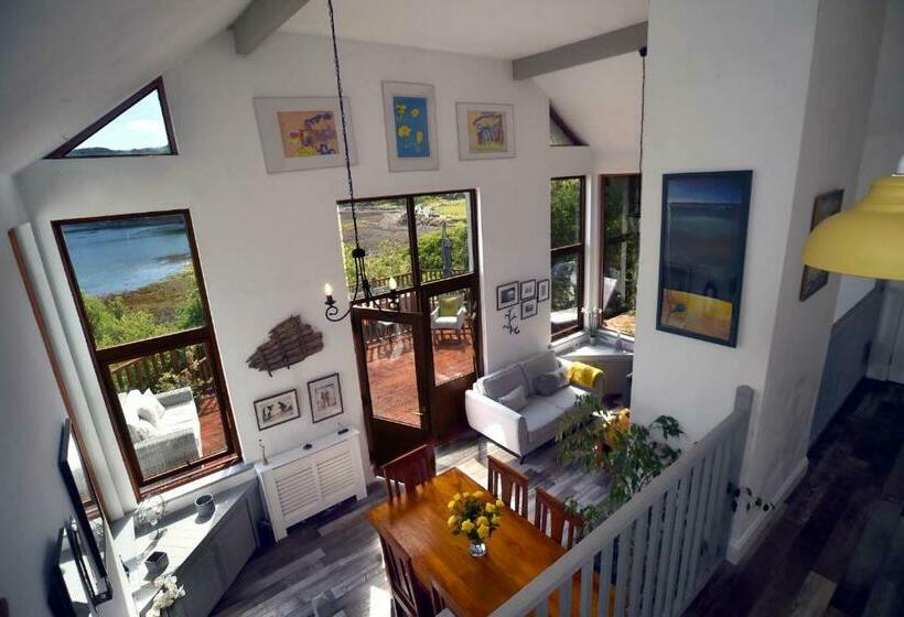 Номер Стандарт, Skye Photo Centre