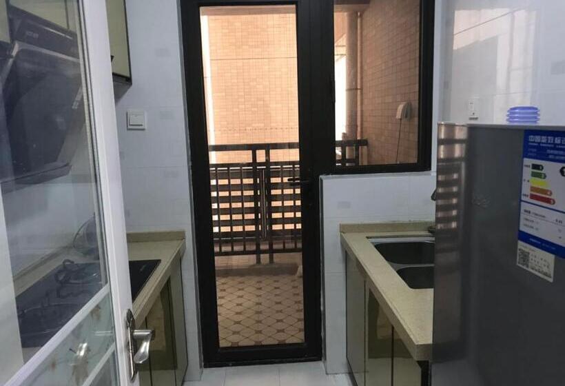 家庭套房, 科润酒店公寓
