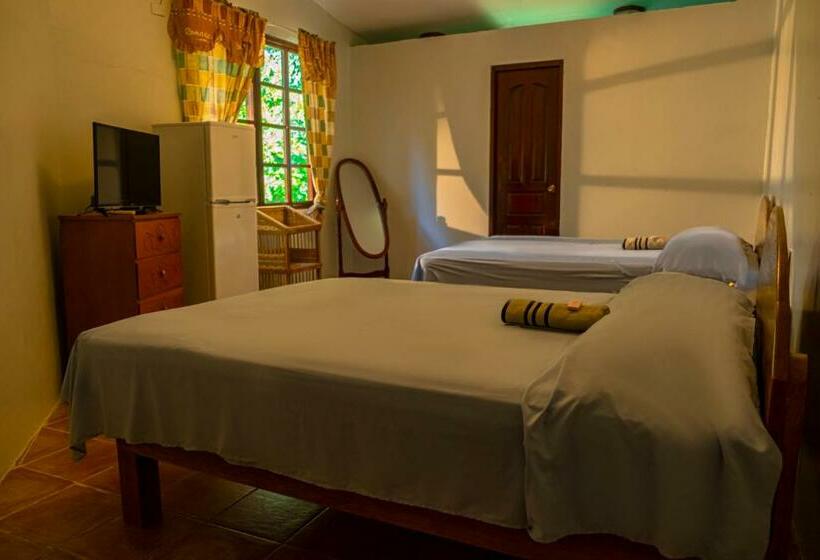 غرفة عائلية, La Pintada Inn