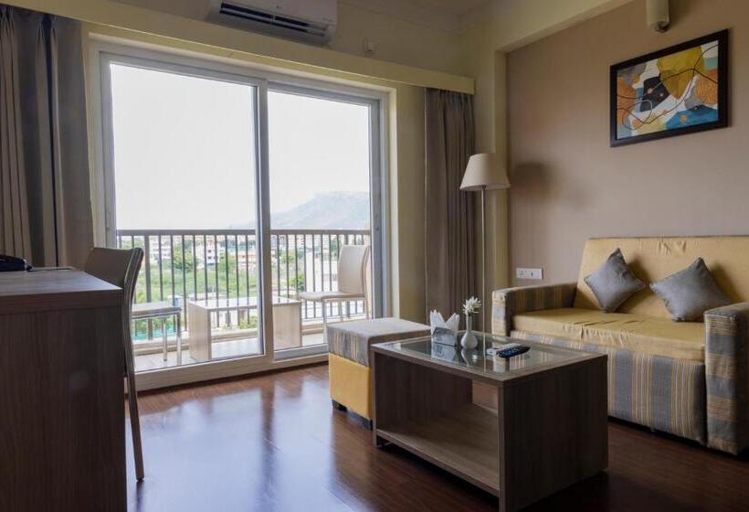 آپارتمان 2 خوابه, Starlit Suites Tirupati