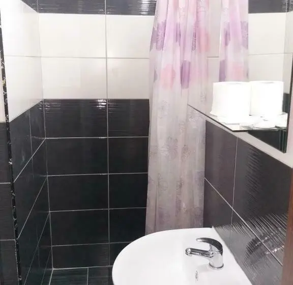 اتاق استاندارد یک نفره, Bed And Breakfast M Jasmin