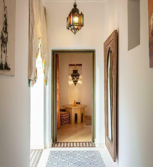 اتاق لوکس چهار تخته, Riad Les Remparts De La Kasbah