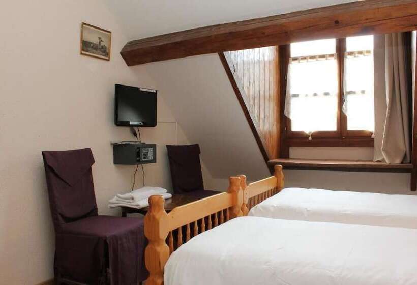 غرفة قياسية, Auberge De L Echauguette