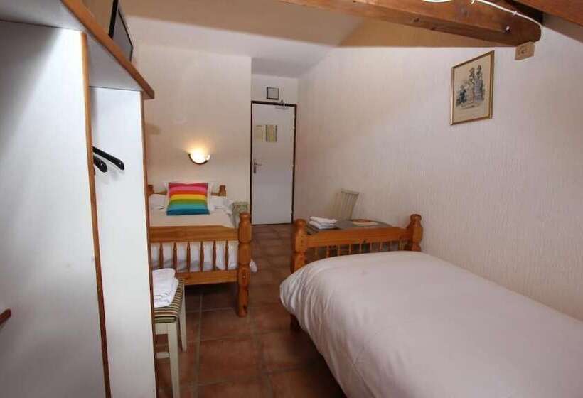 غرفة أساسية, Auberge De L Echauguette