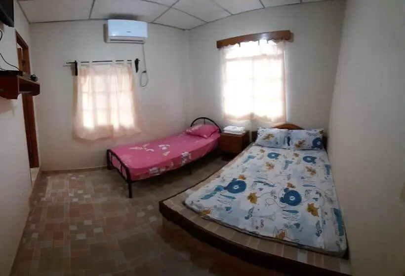 Basic Kolmen Hengen Huone, Brisa Mar
