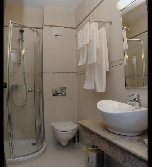 غرفة قياسية, Diafan