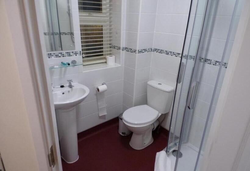 Номер Стандарт Трехместный, The Belfry