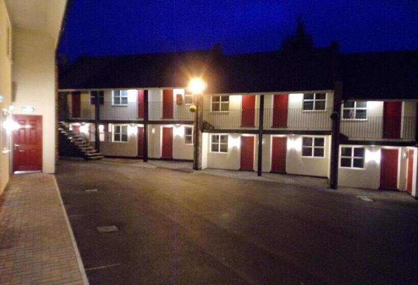 Номер Стандарт Трехместный, The Belfry