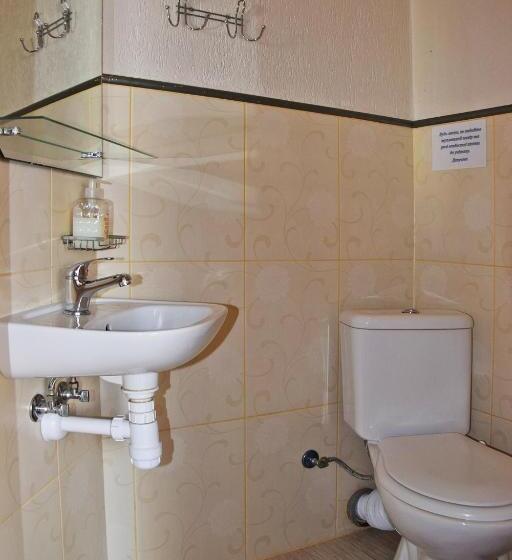 Budget Enkeltværelse, лісова казка