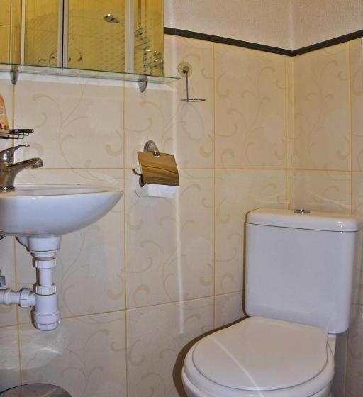 Standard Værelse, лісова казка