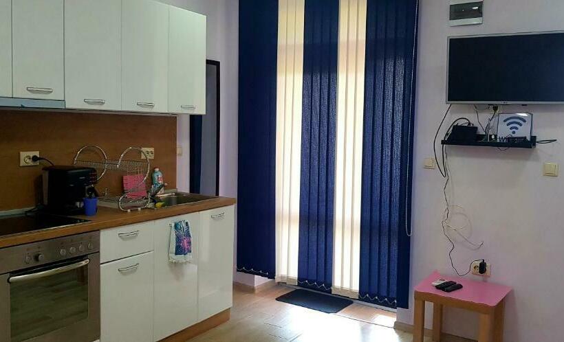 스탠다드 스튜디오, Black Sea Pearl Complex 1