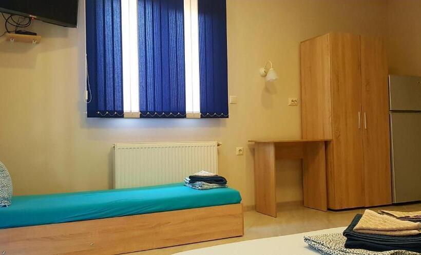 컴포트 트리플 룸, Black Sea Pearl Complex 1