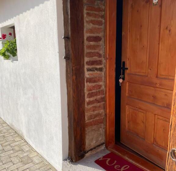 Дом 3 Спальни, Chalet Giuel