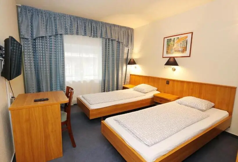 Standard room with outdoor bath, Mezzo Budapest