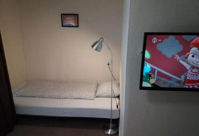 اتاق عادی, Mezzo Budapest