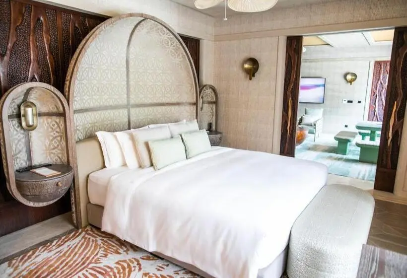 デラックススイート, Iniala Beach House